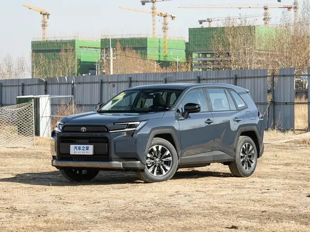 TOYOTA RAV 2026