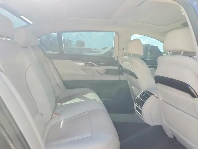 BMW 7 SERIES 2017
