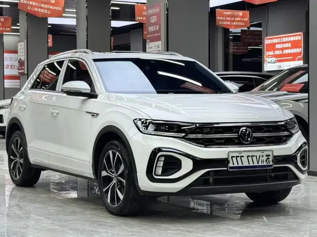 VOLKSWAGEN T-ROC 2023