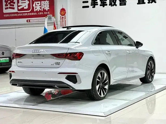 AUDI A3 2023