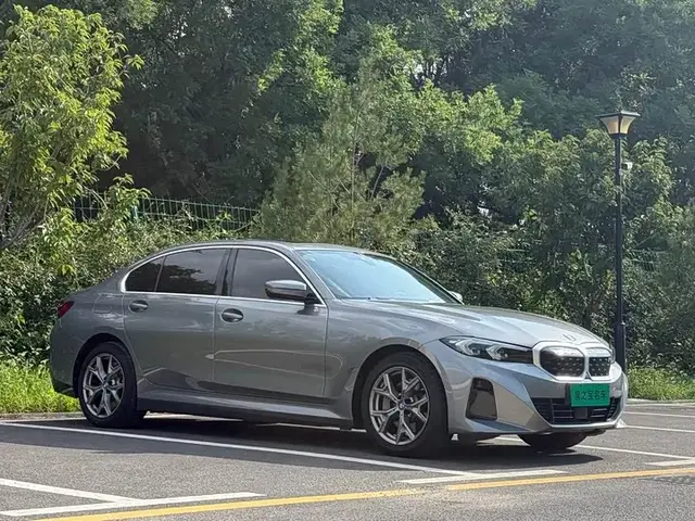 BMW I3 2023
