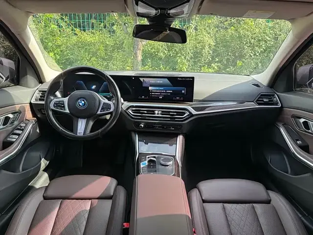 BMW I3 2023