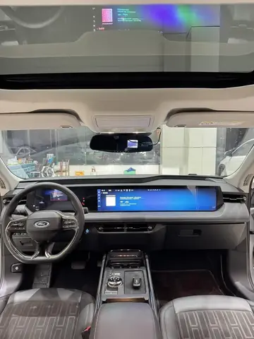 FORD MONDEO 2023