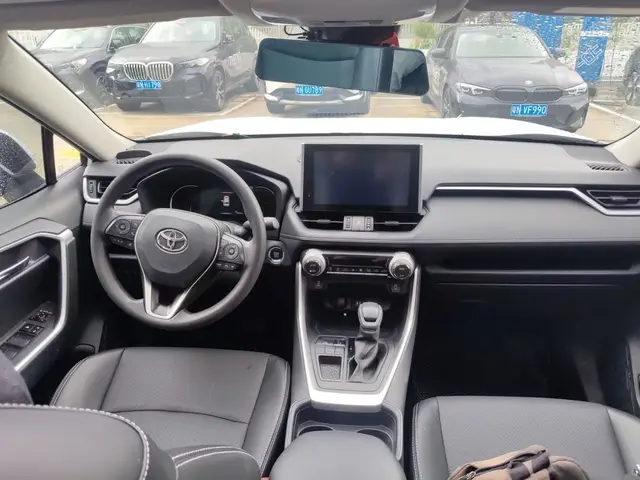 TOYOTA RAV4 2022