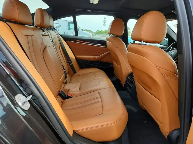 BMW 5 SERIES 2019