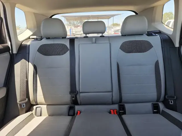 VOLKSWAGEN TAOS SE 2022
