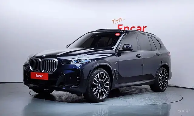 BMW X5 M SPORT 2023