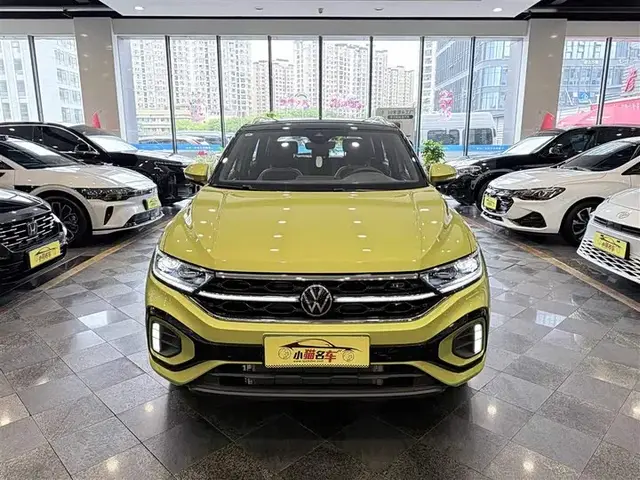 VOLKSWAGEN T-ROC 2023
