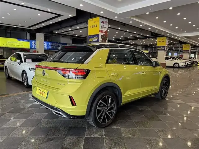 VOLKSWAGEN T-ROC 2023