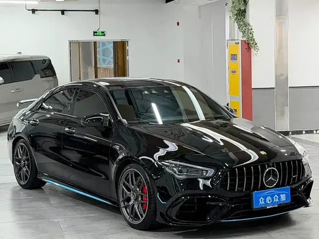MERCEDES-BENZ CLA AMG 2023