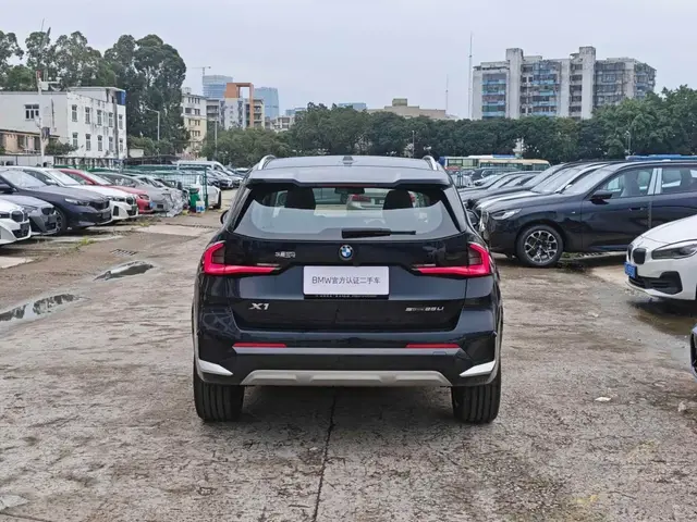 BMW X1 2025