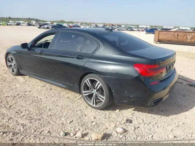 BMW 7 SERIES 2016