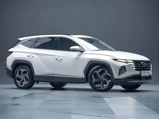 HYUNDAI TUCSON PREMIUM 2022