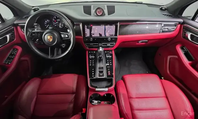 PORSCHE MACAN 2022