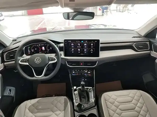VOLKSWAGEN TAYRON 2023