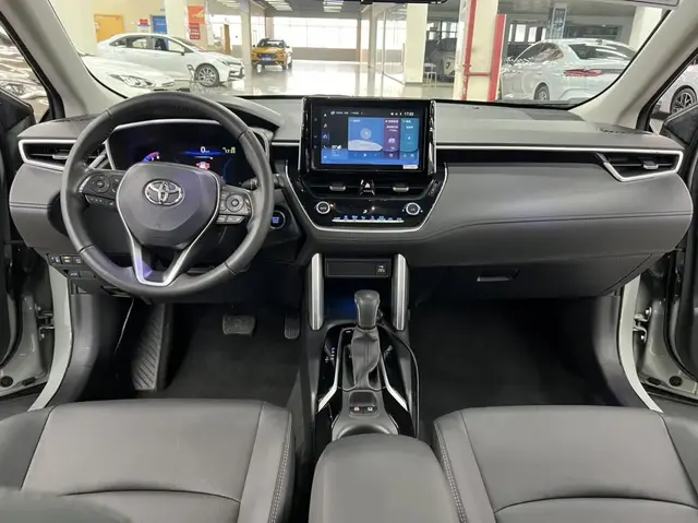 TOYOTA COROLLA CROSS 2022