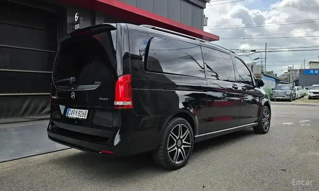 MERCEDES-BENZ V-CLASS 2023