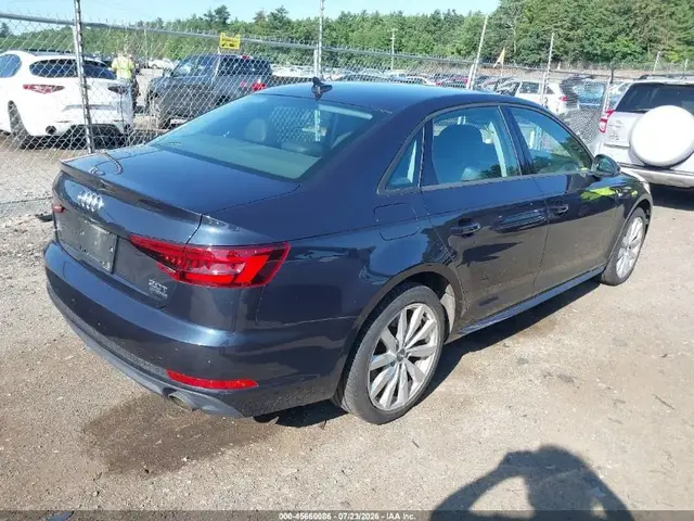 AUDI A4 2017