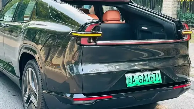 CHANGAN E07 2024