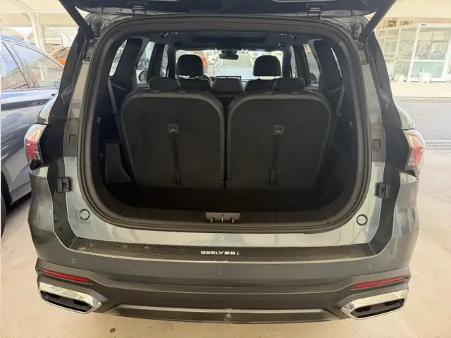 GEELY OKAVANGO PREMIUM 2023