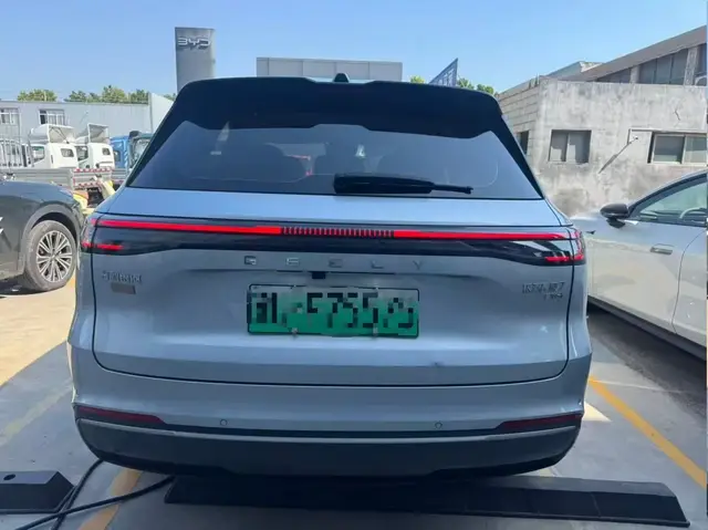 GEELY STARSHIP 7 2025