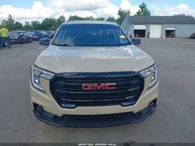 GMC TERRAIN SLT 2023