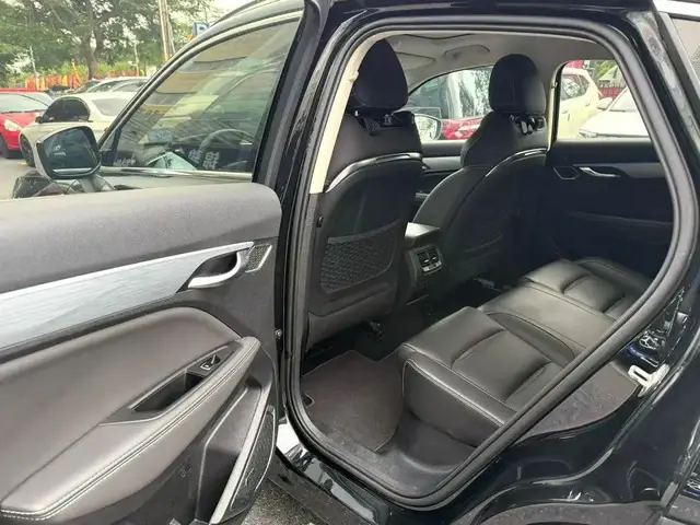 GEELY TUGELLA 2020