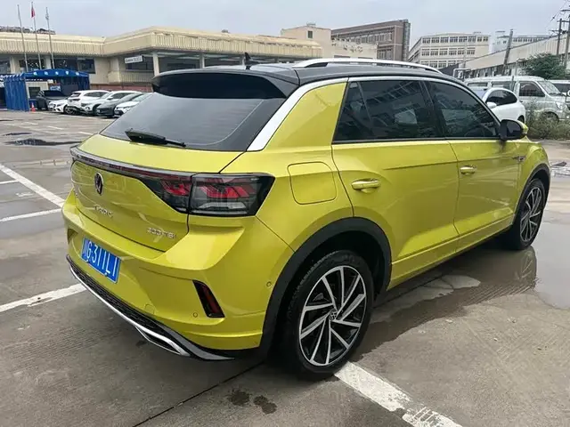 VOLKSWAGEN T-ROC STARLIGHT EDITION 2023