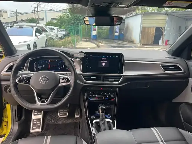 VOLKSWAGEN T-ROC STARLIGHT EDITION 2023