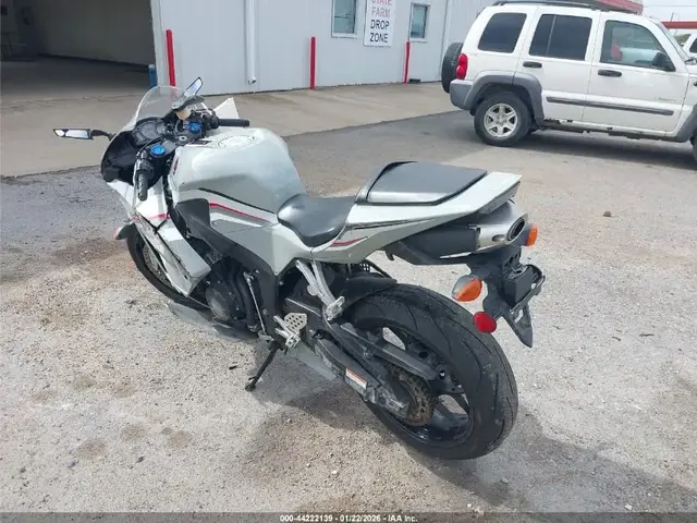 HONDA CBR600 RR 2025