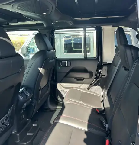 JEEP X RUBICON X 2025