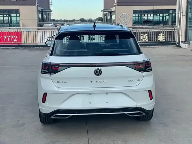 VOLKSWAGEN T-ROC 2023