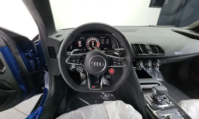 AUDI R8 2022