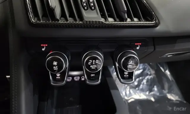 AUDI R8 2022