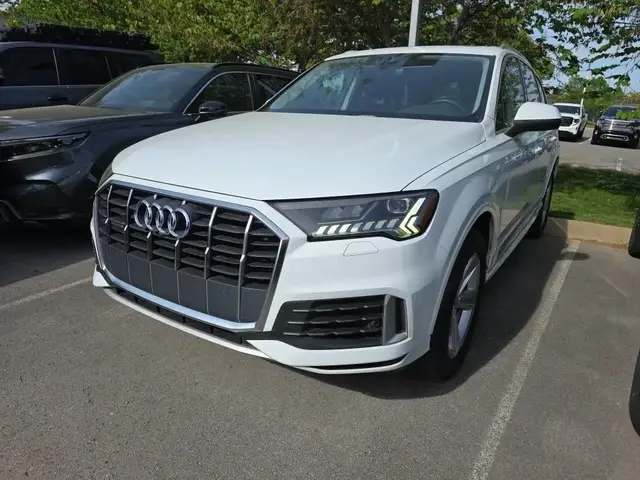 AUDI Q7 2023