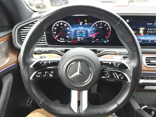MERCEDES-BENZ GLS 450 4MATIC 2025