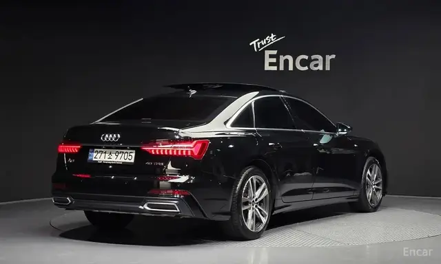 AUDI A6 2022