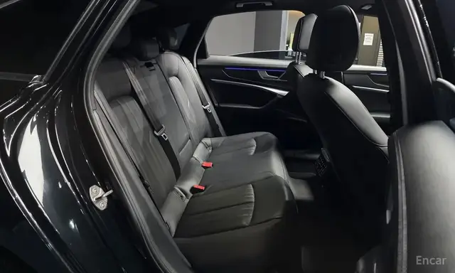 AUDI A6 2022