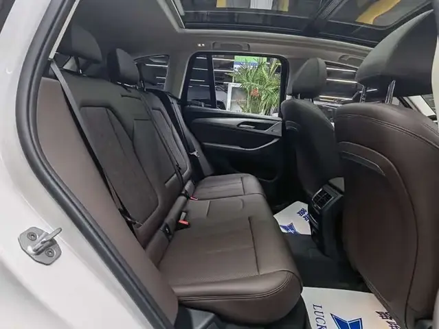 BMW IX3 2022