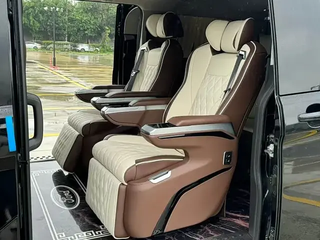 FORD TOURNEO 2022