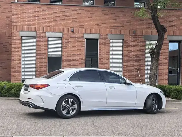 MERCEDES-BENZ C-CLASS 2022