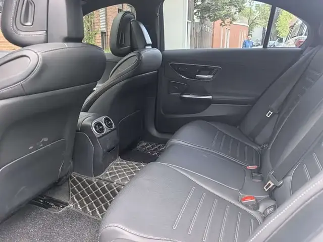 MERCEDES-BENZ C-CLASS 2022