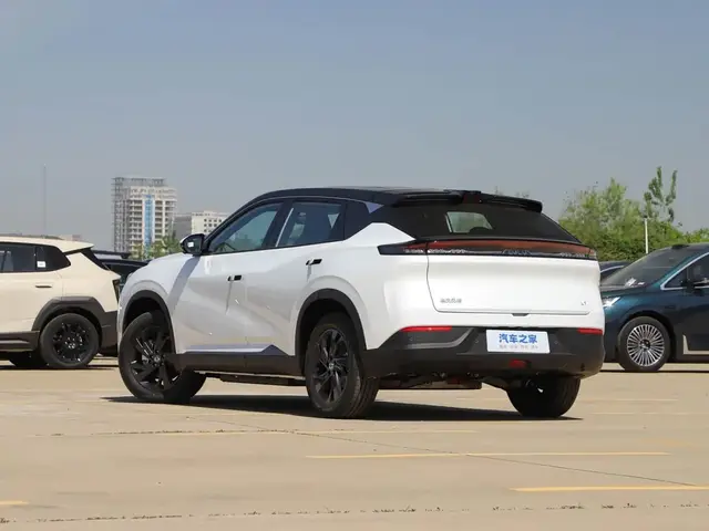 DONGFENG L7 2025