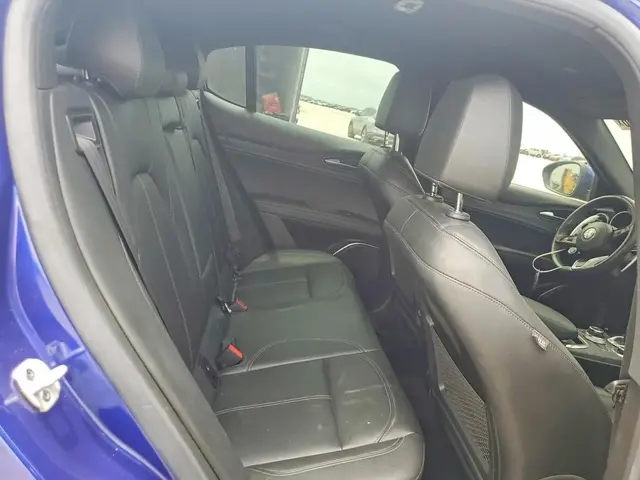 ALFA ROMEO STELVIO 2022