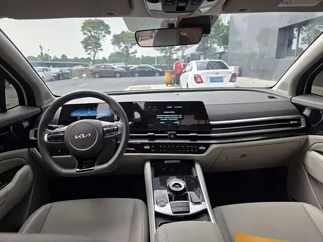 KIA SPORTAGE PREMIUM 2023