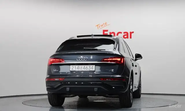 AUDI Q5 2023