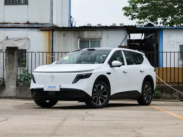 NISSAN NX-8 2026