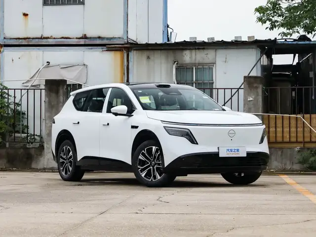NISSAN NX-8 2026
