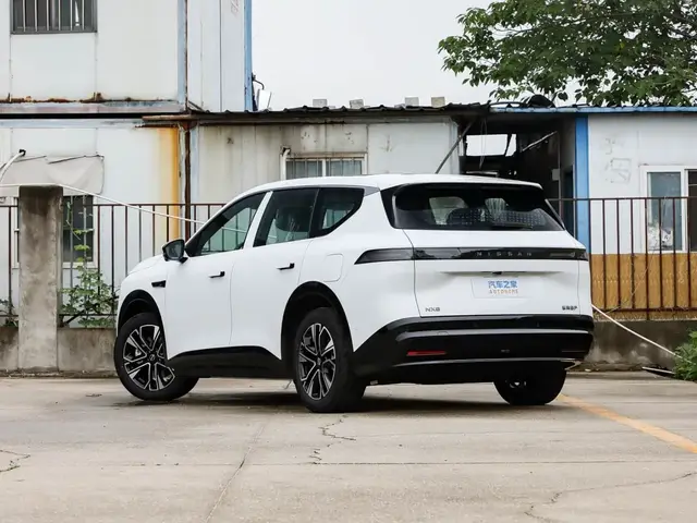 NISSAN NX-8 2026