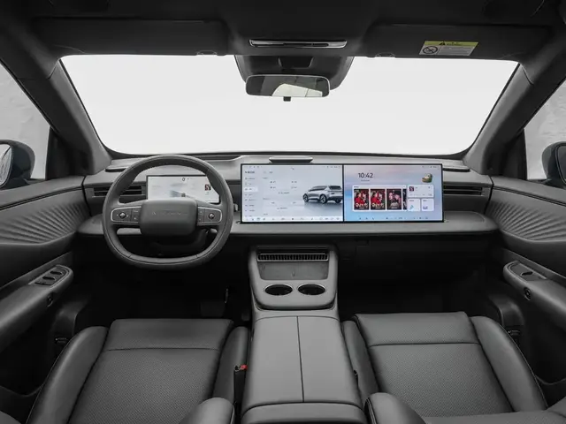 NISSAN NX-8 2026